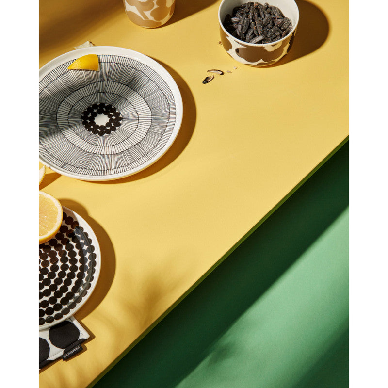 Marimekko Oiva/Siirtolapuutarha 25cm Plate 2 Plate Piece Set