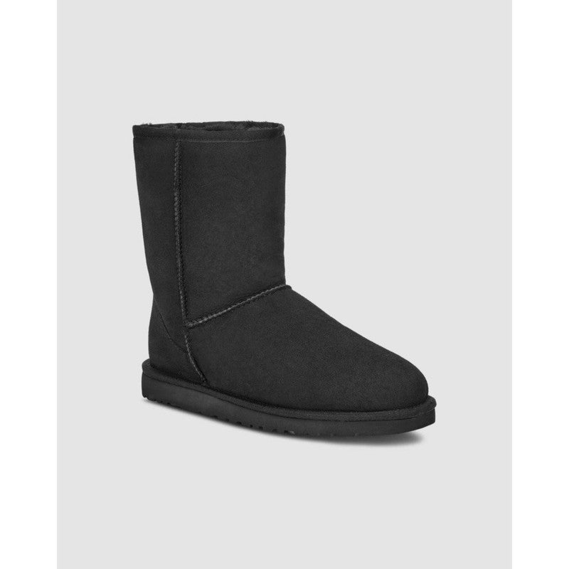 UGG Men's Classic Short Size 8 - Black