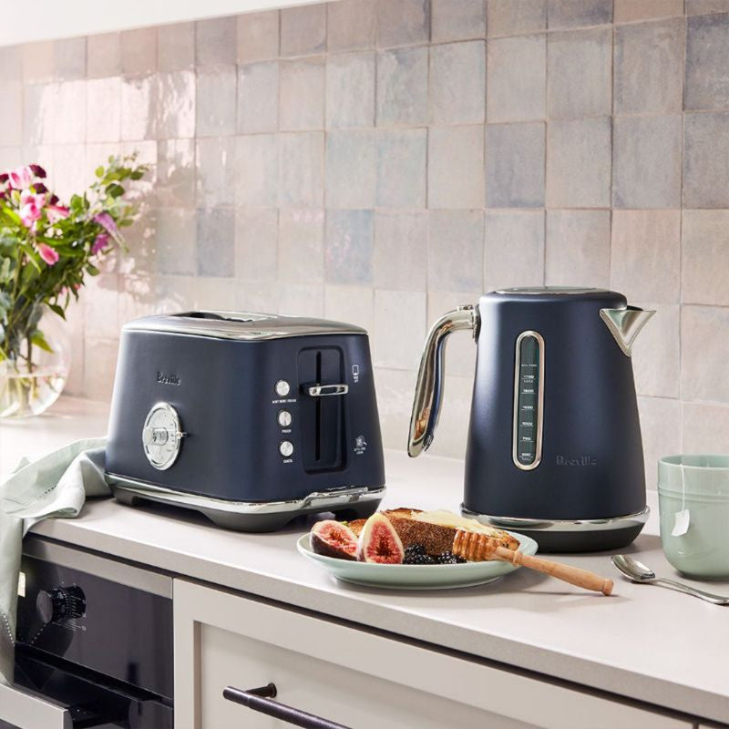 Breville the Soft TopLuxe Kettle -Blue