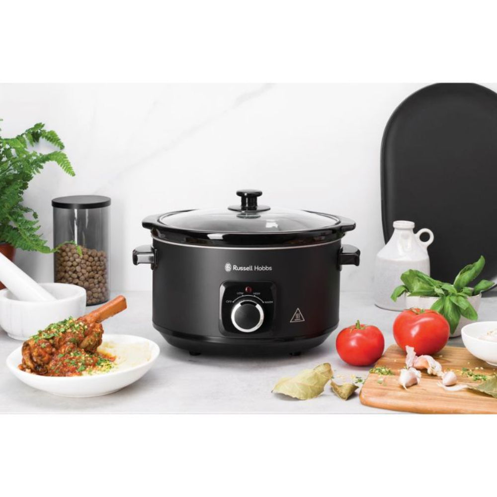 Russell Hobbs RHSC4A Stylish 4L Slow Cooker - Matte Black