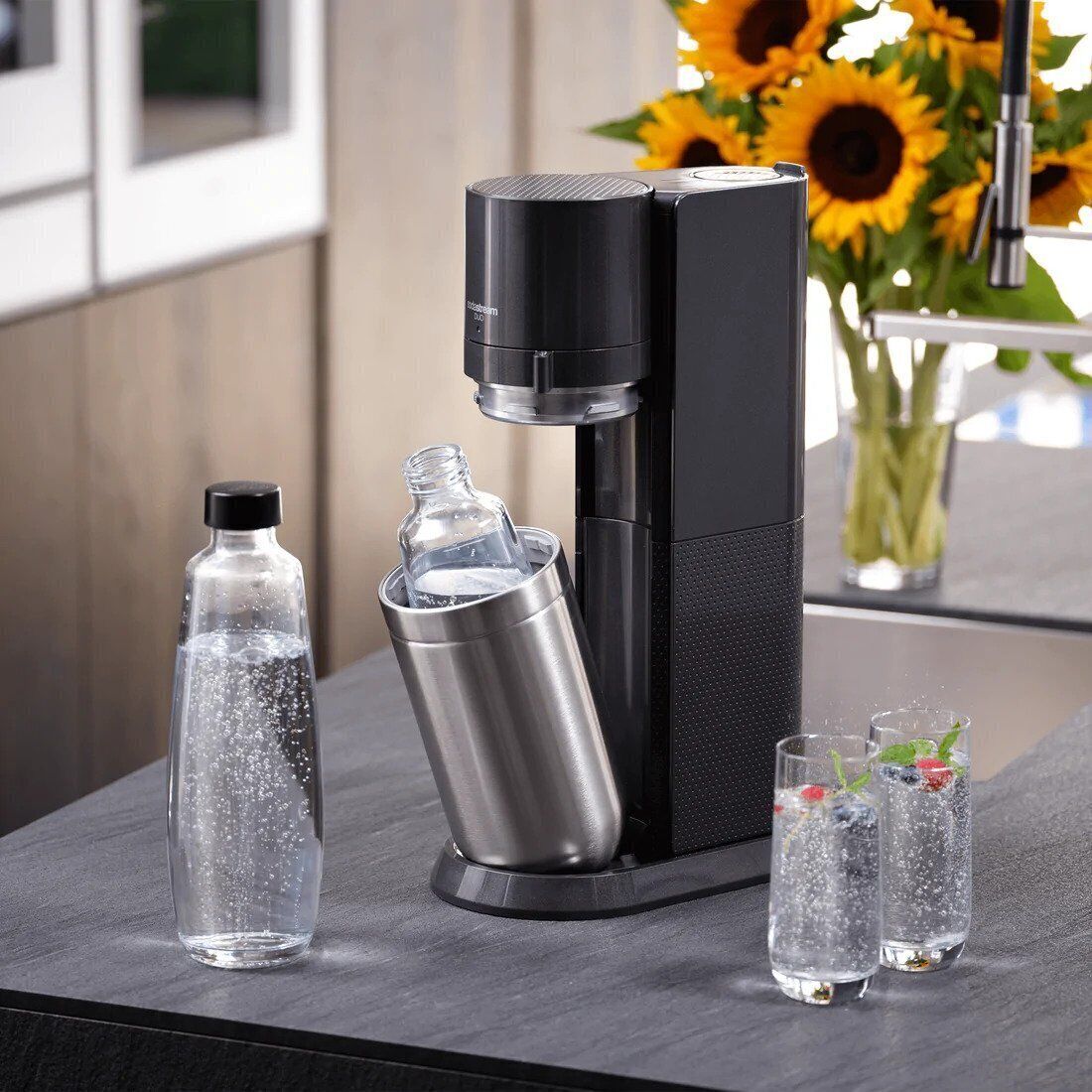 SodaStream DUO Sparkling water maker  - Black