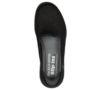 Skechers Women's On-The-Go Flex - Astonish Slip-In Size 9 - Black/Black