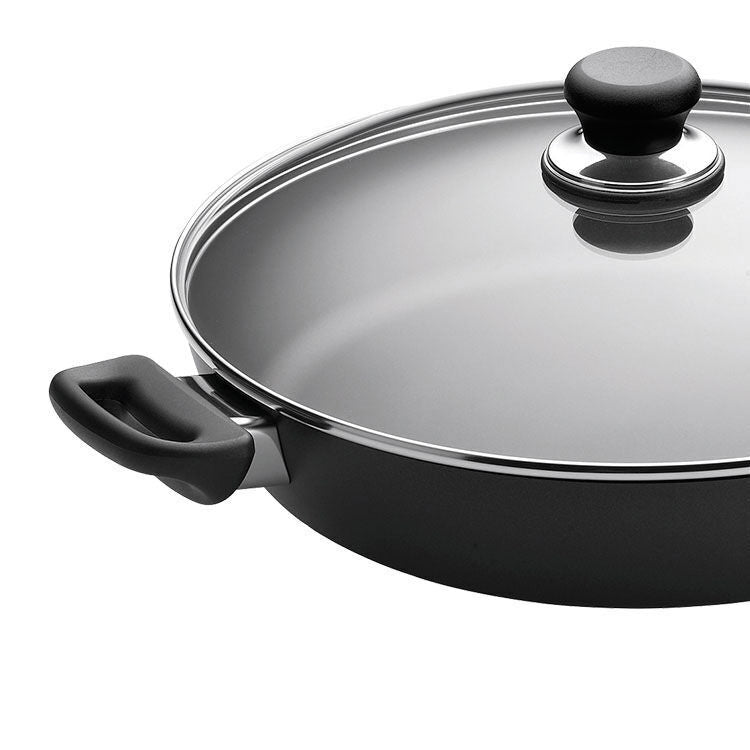 Scanpan 17738  Classic Covered 32cm/4L Chef Pan - Black | PFOA Free