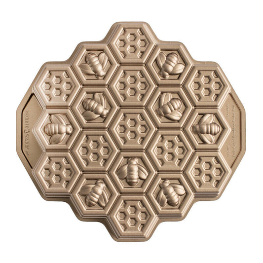 Nordic Ware Honeycomb Pull Apart Tin