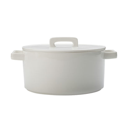 Maxwell & Williams Epicurious Round Casserole 2.6 Litre - White