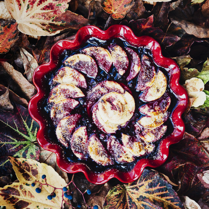 Emile Henry Ruffled Pie Dish - Burgundy