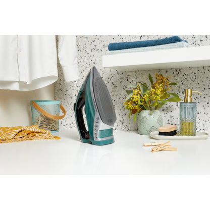 Russell Hobbs Advanced Glide Steam Iron - RHC280
